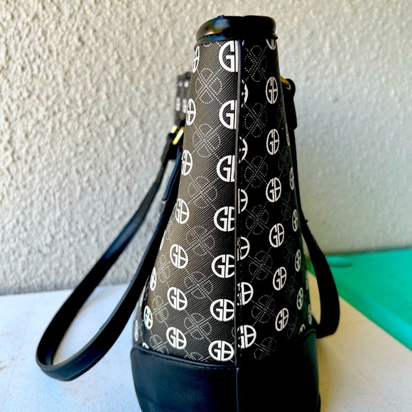Giani Bernini Tonal Signature Tote Handbag black and white  Like new - Picture 8 of 10